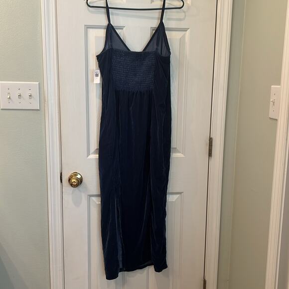 NWT old navy blue velvet maxi dress size M - Picture 4 of 6